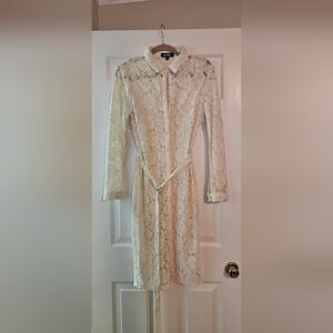 Missguided Lace Long Sleeve Dress